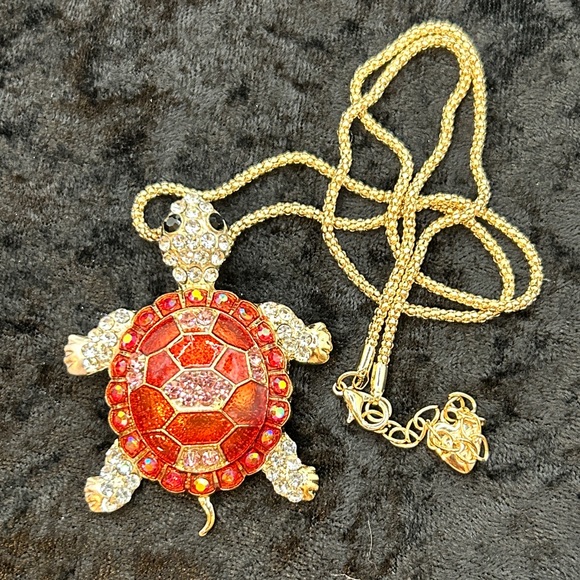 Betsey Johnson Red Rhinestone Turtle Pendant Necklace/Brooch - Picture 3 of 6